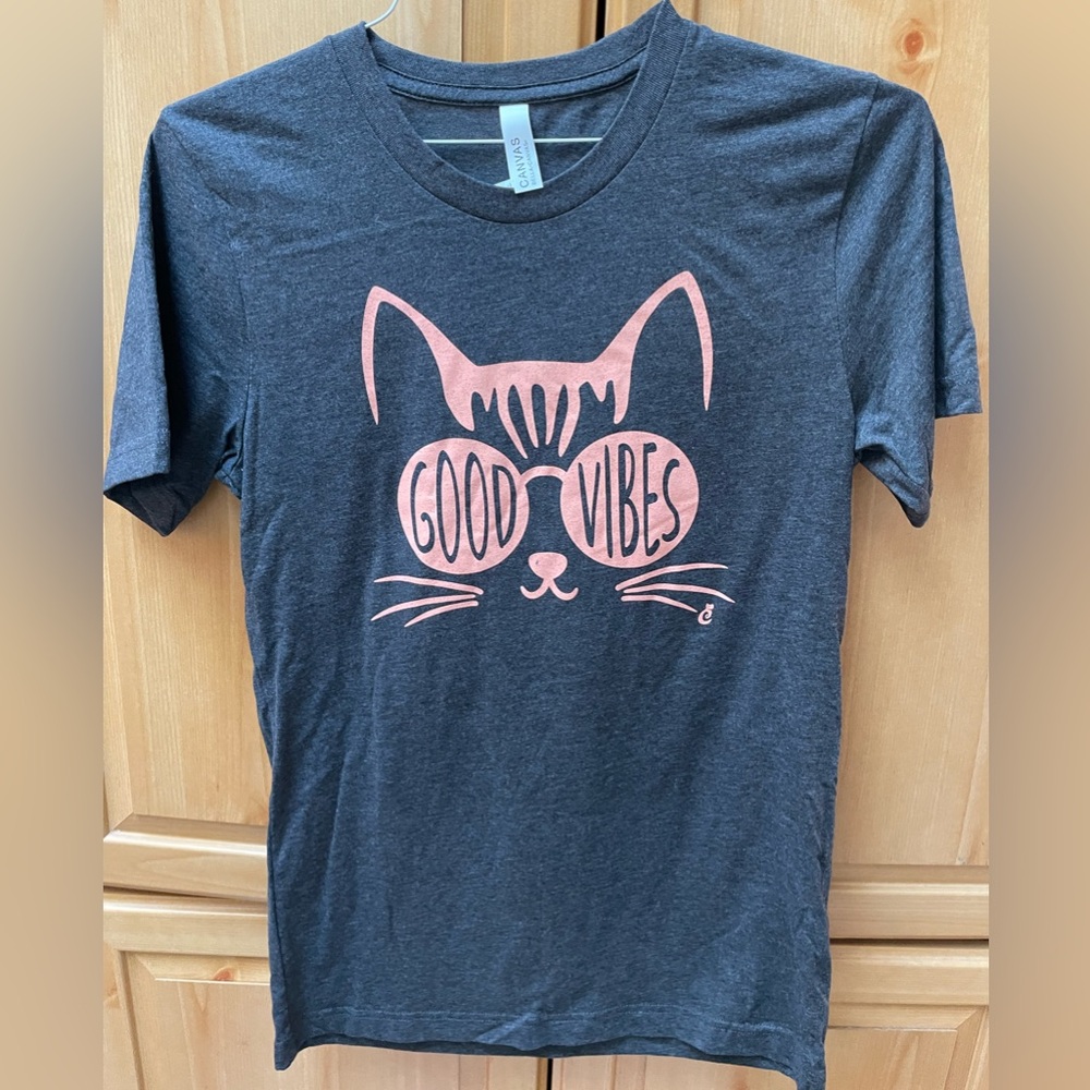 Good Vibes cat shirt. Never worn!